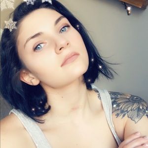 Meet your Posher, Lacey